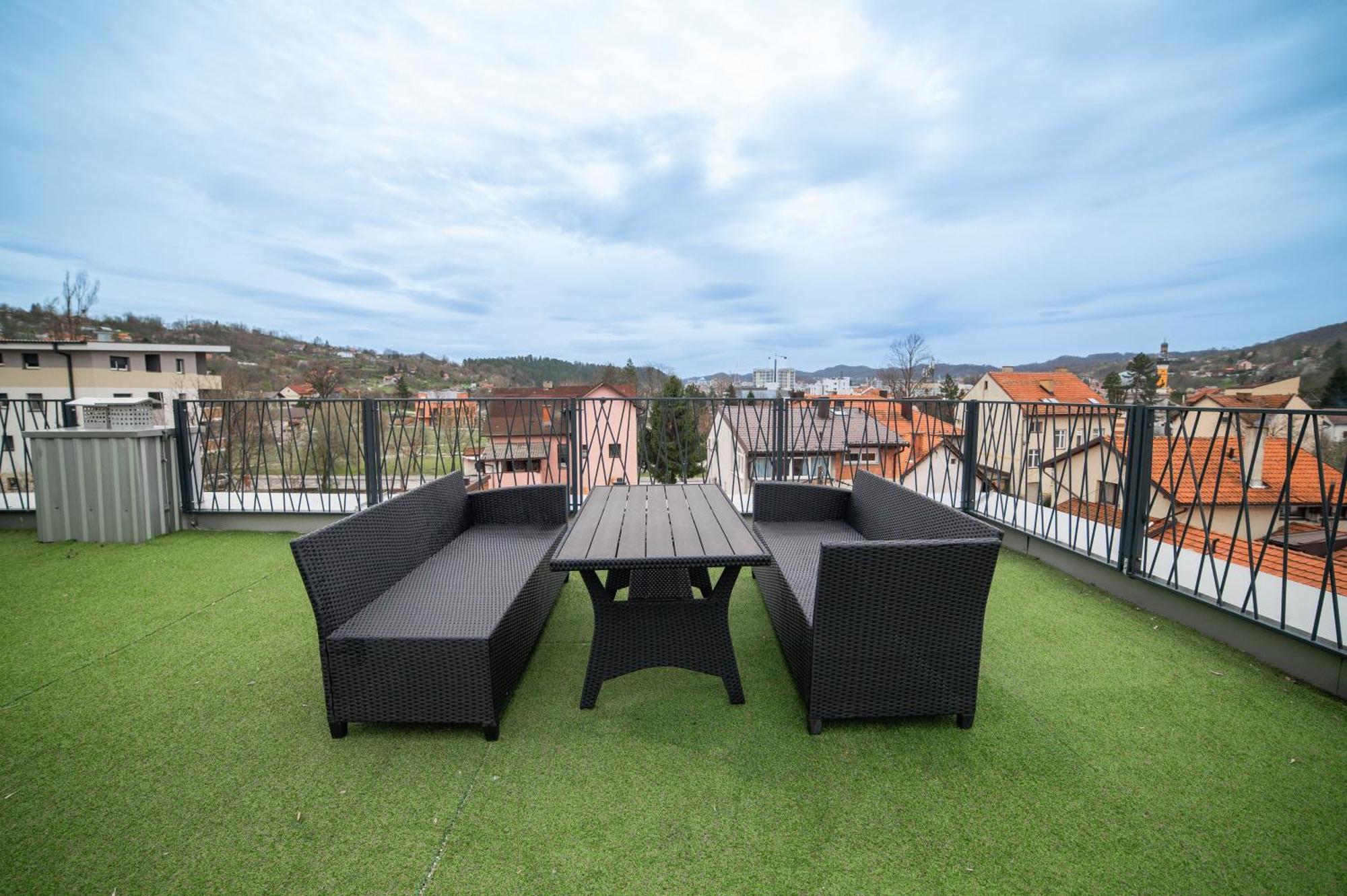 Apartment Vila Idila Tuzla Exterior foto